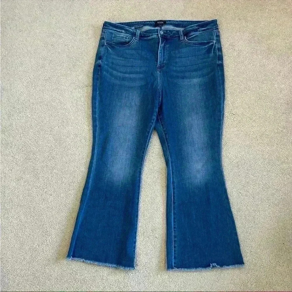 NYDJ Women's Boot Cut Jeans in Dark Blue Wash